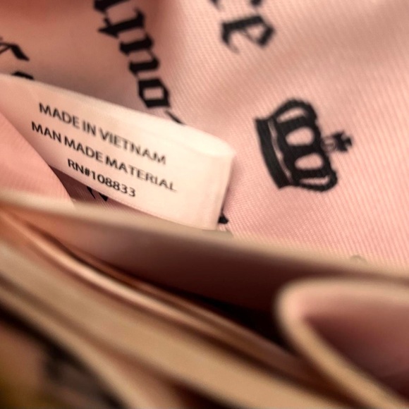 Juicy Couture Black Wallet with Red and Pink Hearts - Picture 8 of 9